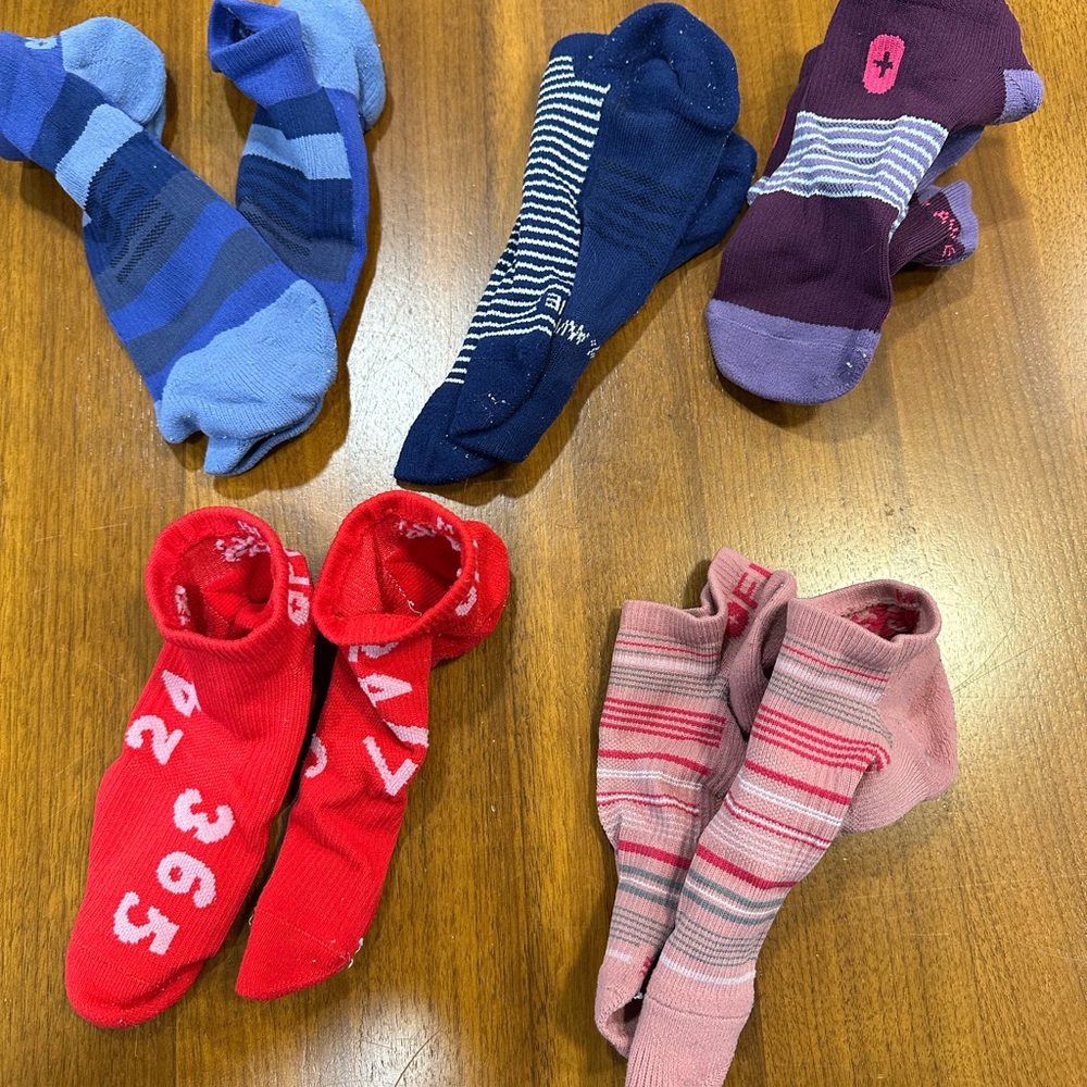 Figs socks size M